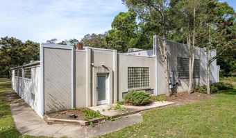 579 3RD St, Atco, NJ 08004