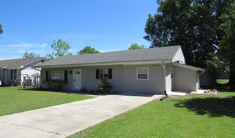 1102 Poplar St, Amory, MS 38821
