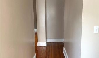 2 Gregory Blvd 2, Norwalk, CT 06855
