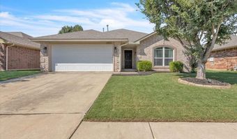 21855 Pioneer Cir, Edmond, OK 73012