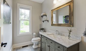89 Alpine Dr, Burlington, CT 06013