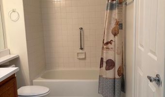 2 Elm Ct, Barnegat, NJ 08005