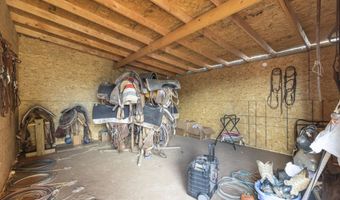 22950 E 1130 Rd, Bessie, OK 73622