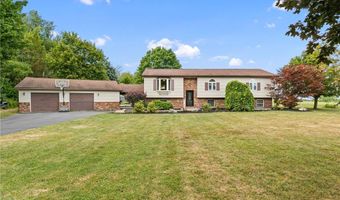 3163 Stannard Rd, Alexander, NY 14005