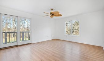 15 Hammersmith Rd 31A, Newport, RI 02840