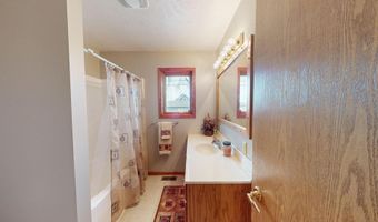 235 W Walnut St, Albion, NE 68620