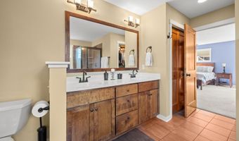 15858 Drawstone Trl, Apple Valley, MN 55124