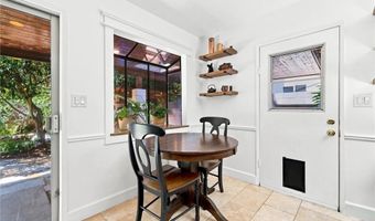 8337 Lennox Ave, Los Angeles, CA 91402
