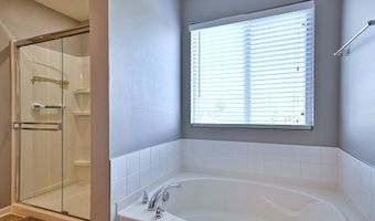 1128 Kingsmill Dr, Algonquin, IL 60102