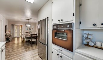 1105 Crescent Dr, Andrews, TX 79714