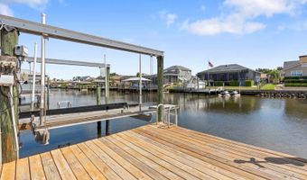 830 GOLF ISLAND Dr, Apollo Beach, FL 33572