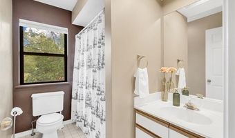 2003 Audubon Dr, Ann Arbor, MI 48103