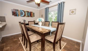 2 Southcreek Ct B, Amherst, NY 14051