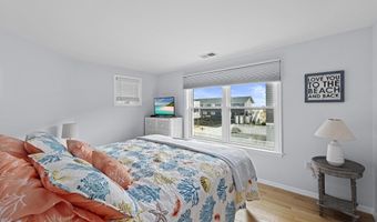 229 MERIVALE Avenue Unit B - 2Nd Floor B - 2Nd Floor, Beach Haven, NJ 08008