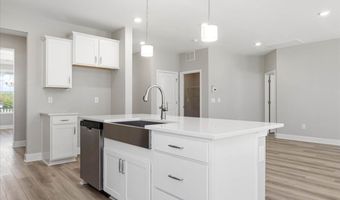 400 Shelby Meadow Ln, Angier, NC 27501
