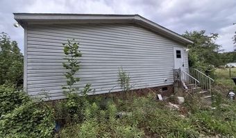 890 Snohan Rd, Ayden, NC 28513