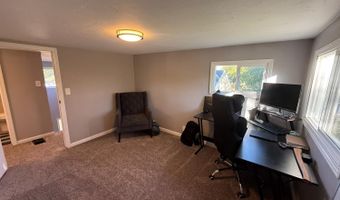 1620 E RANDALL Ave, Appleton, WI 54911