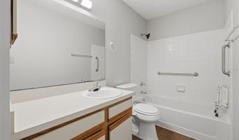 249 AFTON Sq 208, Altamonte Springs, FL 32714