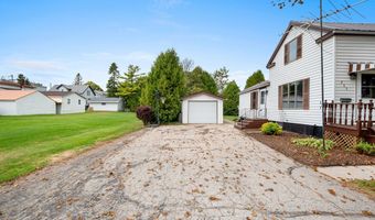 285 Division St, Algoma, WI 54201