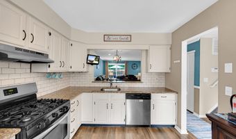 5 Shearwater Holw 5, Bayville, NJ 08721
