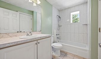 201 Pacific Ave, Barnegat, NJ 08005