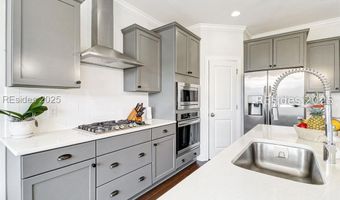 406 Golden Bell Cir, Bluffton, SC 29910