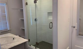 5 Division St, Newport, RI 02840