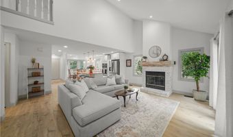 775-6 Hampton Cir, Aurora, OH 44202