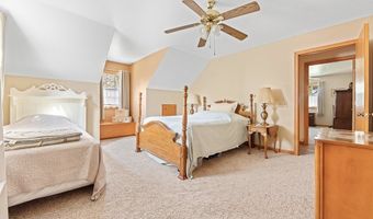 853 Fairway Dr, Alliance, OH 44601