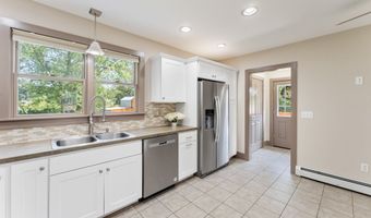 26 Anderson Rd, Brooklyn, CT 06234