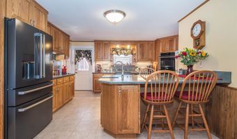 640 Orchard Dr, Bridport, VT 05734