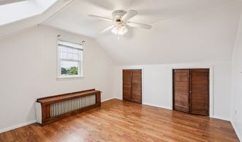9 Fairfield Ave, Danbury, CT 06810