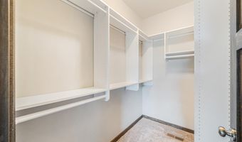 3758 N WAYSIDE Ln, Appleton, WI 54913