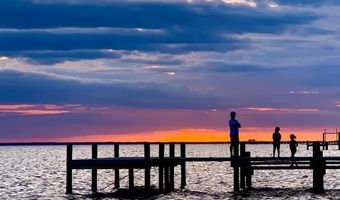 232 N Brightleaf Dr, Minnesott Beach, NC 28510