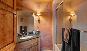 14335 Rainbow Dr, Bigfork, MT 59911