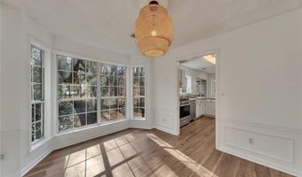 4935 Tanners Spring Dr, Alpharetta, GA 30022