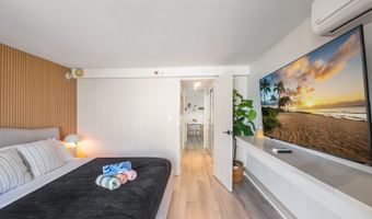 445 Seaside Ave 720, Honolulu, HI 96815