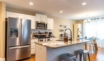 209 S Pine St, Aberdeen, NC 28315