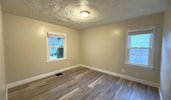 1381 Dover Ave, Akron, OH 44320