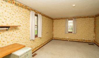 2909 Sanitarium Rd, Akron, OH 44312