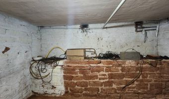 324 S Bluff Ave, Anthony, KS 67003