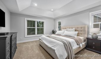 4936 W Village Trl SE, Ada, MI 49301