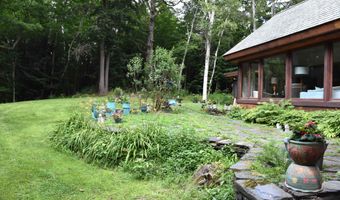26 Woodland Dr, Barre, VT 05641