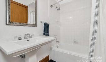 59 College St 402, Asheville, NC 28801