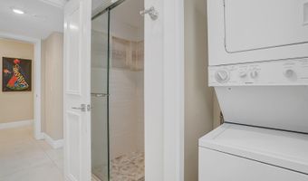 250 John F Kennedy Dr 101, Atlantis, FL 33462