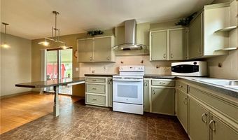 2355 Pleasant Pl, Alliance, OH 44601