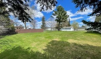 912 DUCHAC St, Antigo, WI 54409