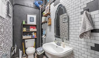 1315 S 1st St, Abilene, TX 79602