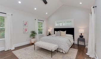 3039 N Alexander St, Charlotte, NC 28205