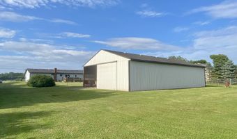 17250 Armada Center Rd, Armada, MI 48005